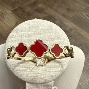 Stainless Steel Gold and Red Clover Bracelet